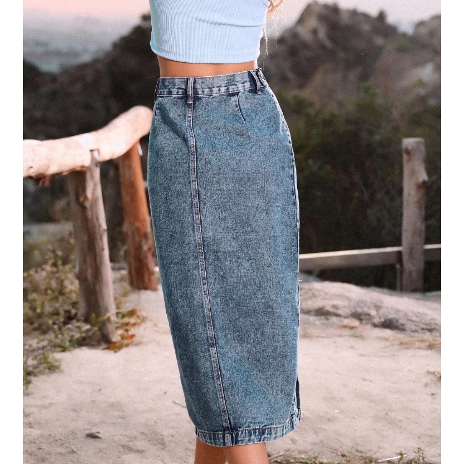 VORINAHigh - Slit Denim SkirtWomen's Skirt