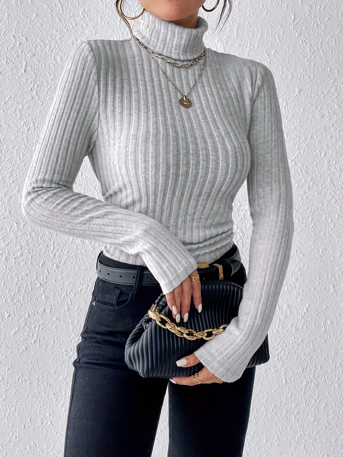 VORINARibbed Turtleneck SweaterSweater