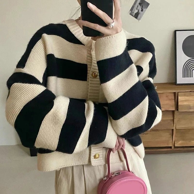 Vorina Luxury FashionStriped Knitted CardiganWomen's Sweaters